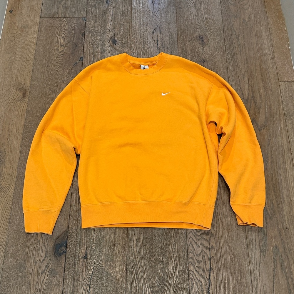 Nike Men's Orange Sweater